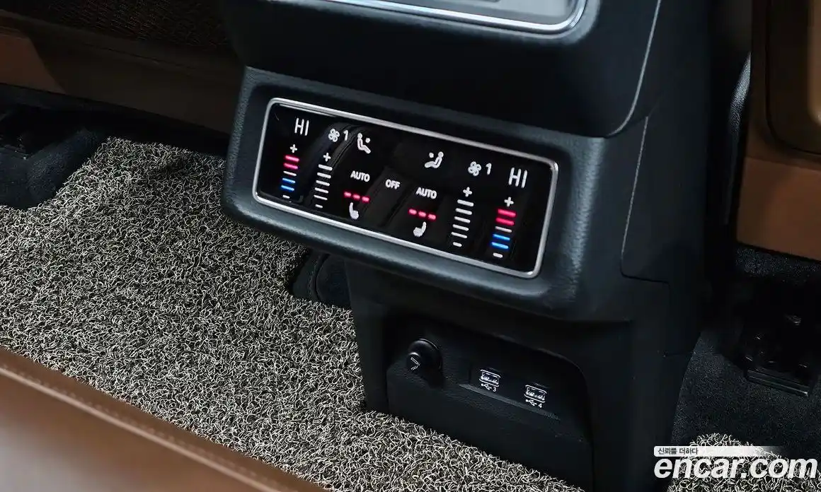 Audi e-tron 2020 0.2 Автомат в Москве № 196657, фото 17