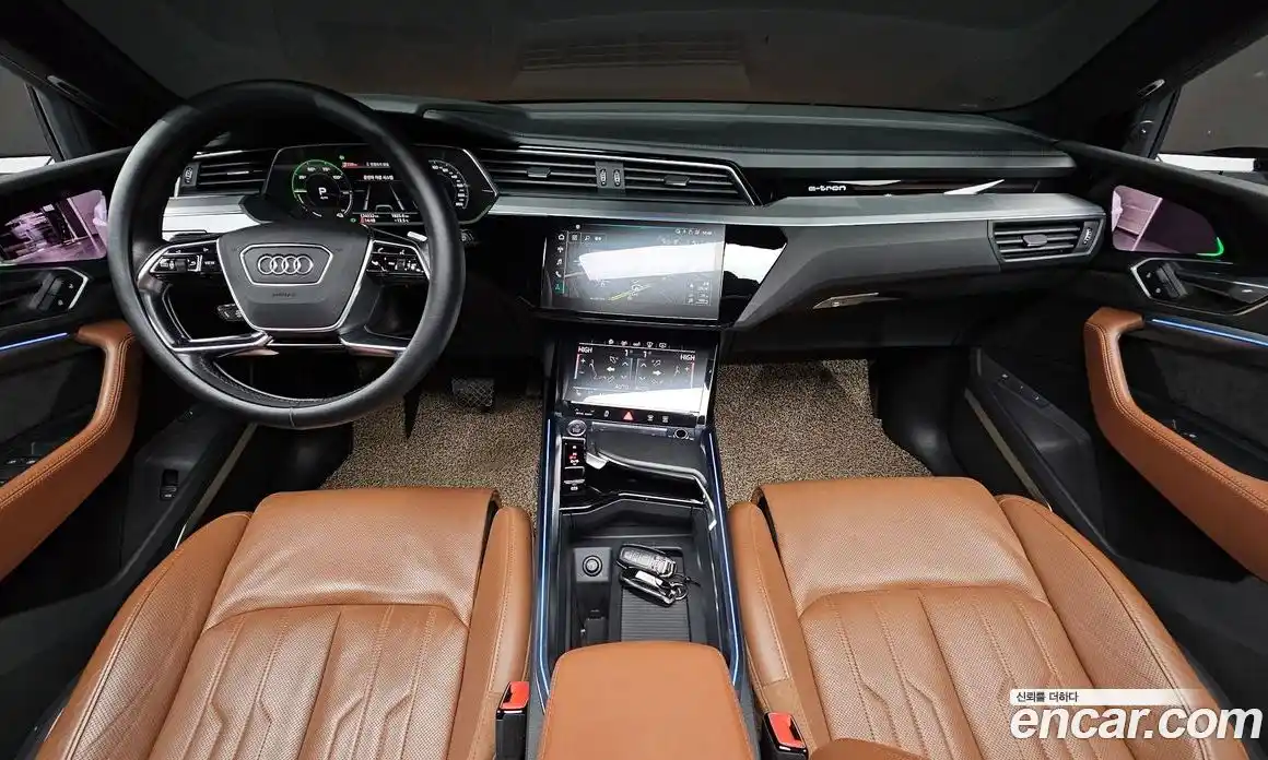 Audi e-tron 2020 0.2 Автомат в Москве № 196657, фото 7