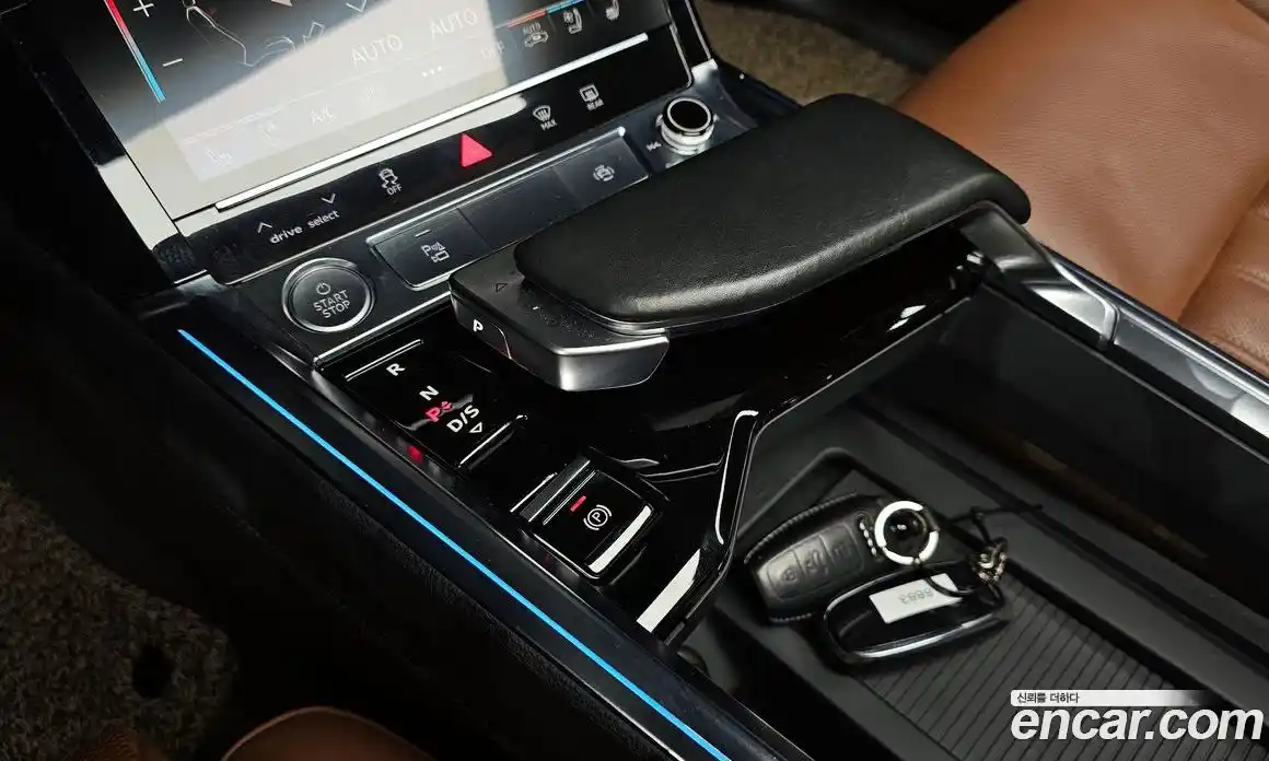 Audi e-tron 2020 0.2 Автомат в Москве № 196657, фото 9