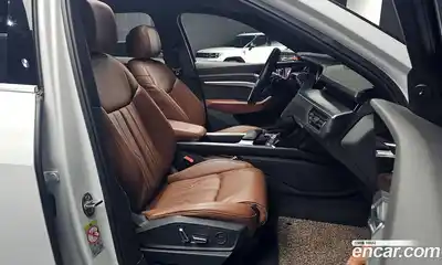 Audi e-tron 2020 0.2 Автомат в Москве № 196657, миниатюра 10