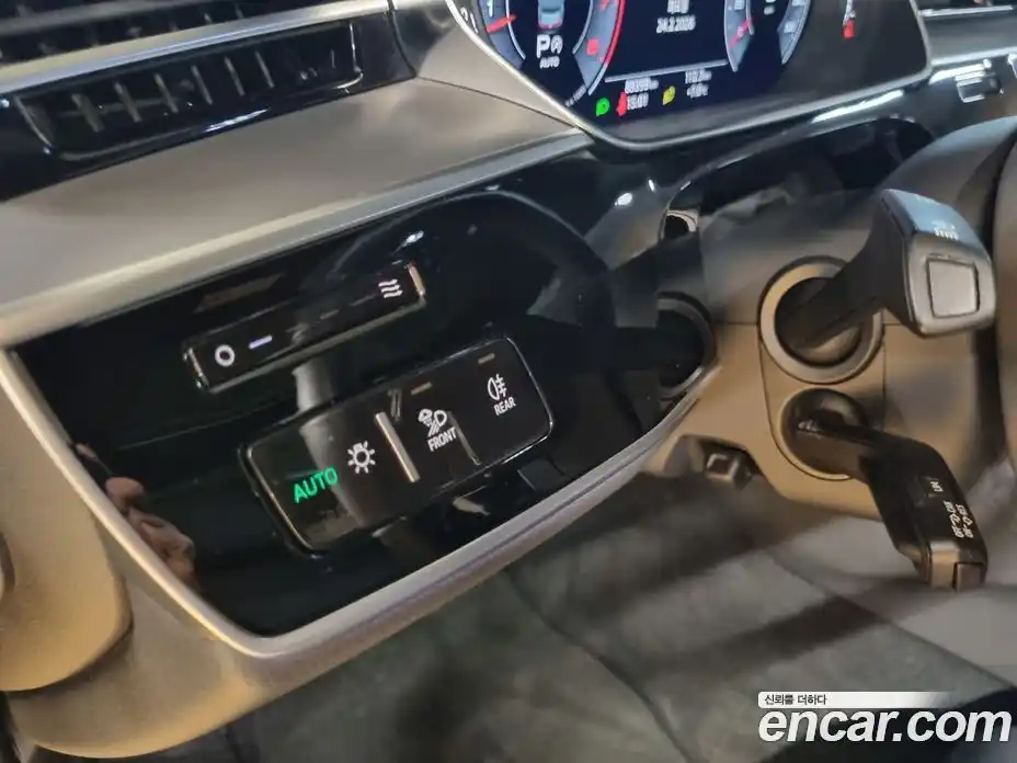 Audi A8 2020 3.0 Автомат в Москве № 196725, фото 11