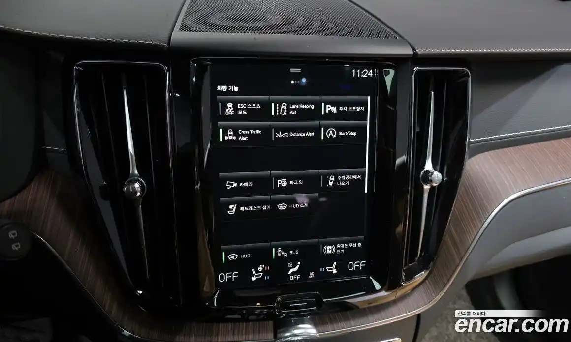 Volvo XC60 2021 2.0 Автомат в Москве № 197012, фото 5