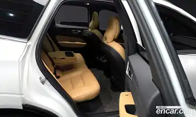 Volvo XC60 2021 2.0 Автомат в Москве № 197012, миниатюра 8