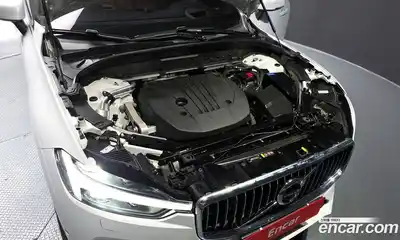 Volvo XC60 2021 2.0 Автомат в Москве № 197012, миниатюра 9