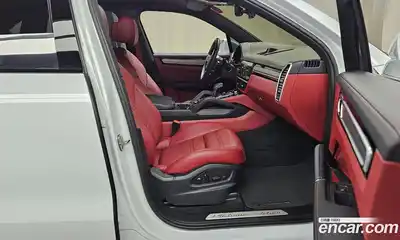 Porsche Cayenne 2023 3.0 Автомат в Москве № 197120, миниатюра 12