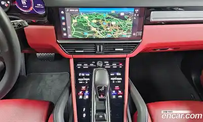 Porsche Cayenne 2023 3.0 Автомат в Москве № 197120, миниатюра 6