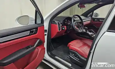 Porsche Cayenne 2023 3.0 Автомат в Москве № 197120, миниатюра 9