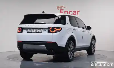 Land Rover Discovery Sport 2017 2.0 Автомат в Москве № 198141, миниатюра 2