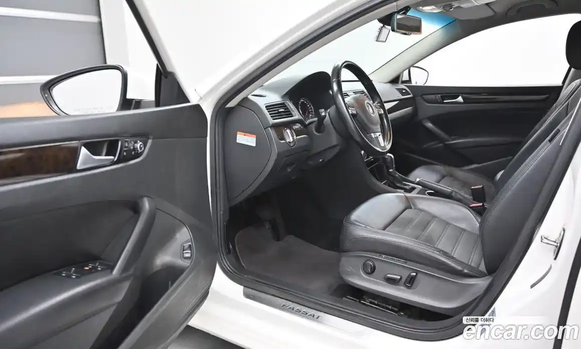 Volkswagen Passat 2015 2.0 Автомат в Москве № 199315, фото 11