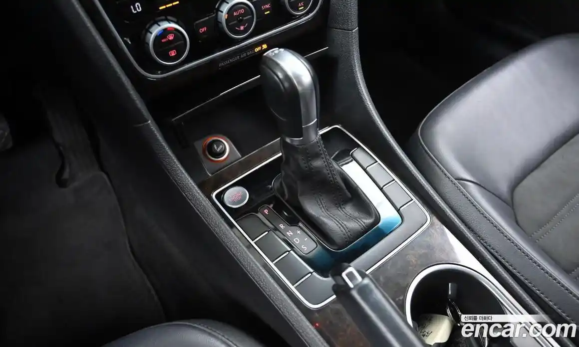 Volkswagen Passat 2015 2.0 Автомат в Москве № 199315, фото 9