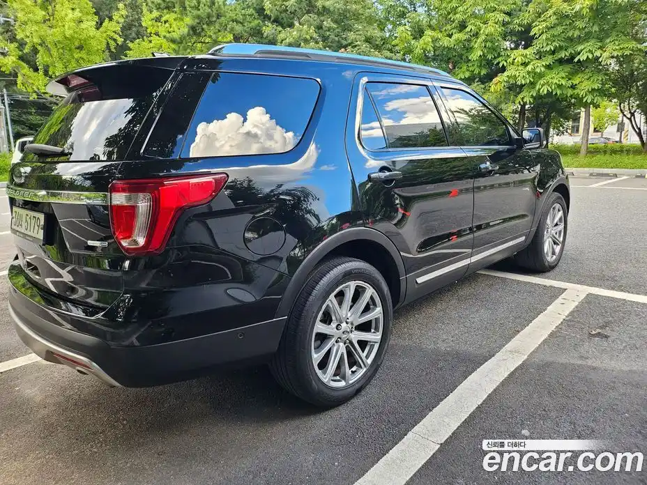 Ford Explorer 2017 2.3 Автомат в Москве № 199875, фото 5