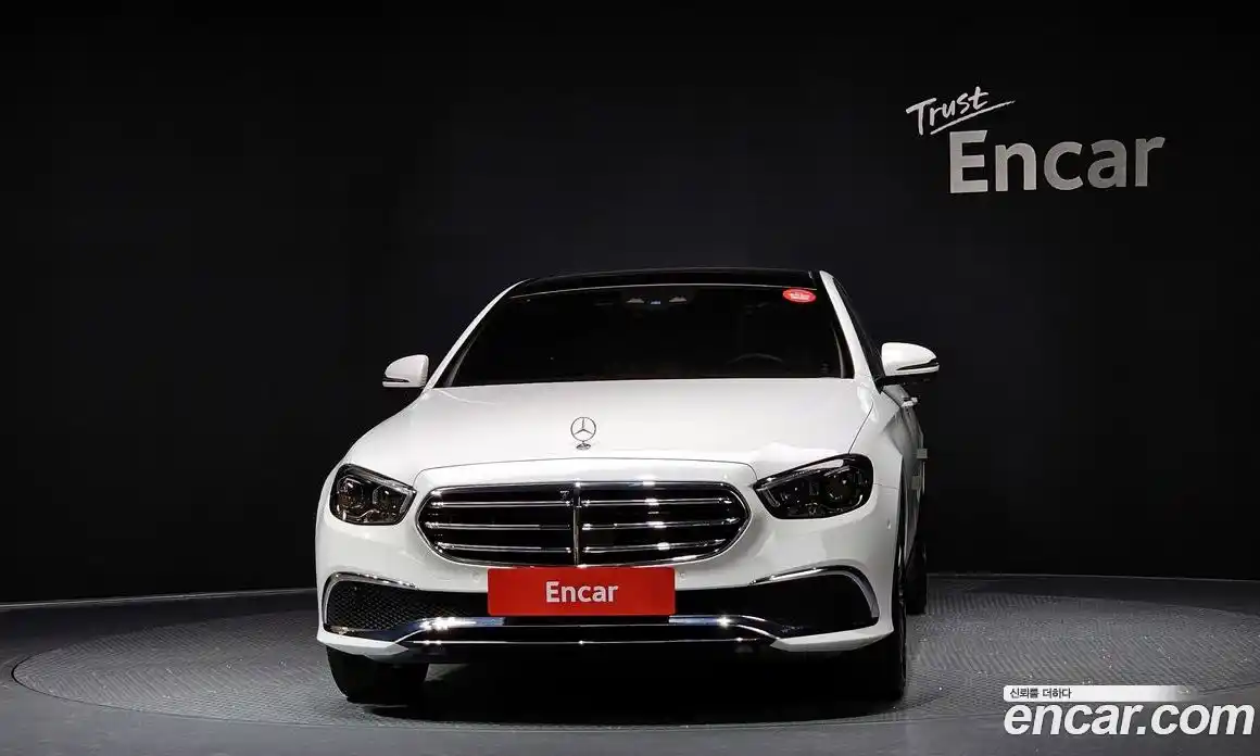 Mercedes-Benz E-Class 2022 3.0 Автомат в Москве № 203461, фото 14