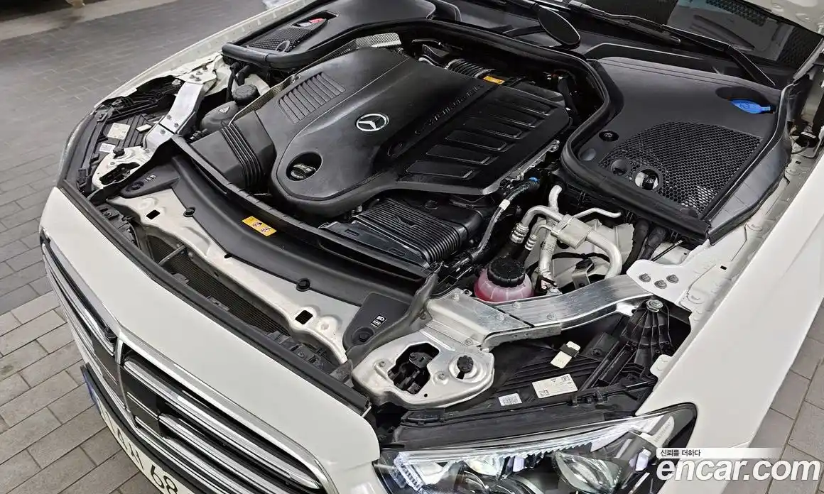 Mercedes-Benz E-Class 2022 3.0 Автомат в Москве № 203461, фото 18