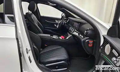 Mercedes-Benz E-Class 2022 3.0 Автомат в Москве № 203461, миниатюра 6