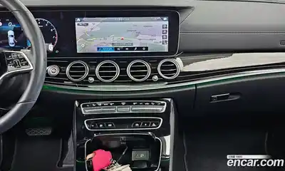 Mercedes-Benz E-Class 2022 3.0 Автомат в Москве № 203461, миниатюра 9