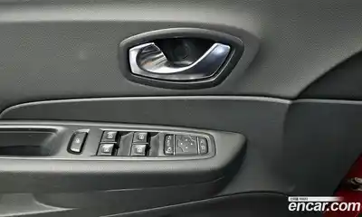 Renault QM3 2018 1.5 Автомат в Москве № 207441, миниатюра 2