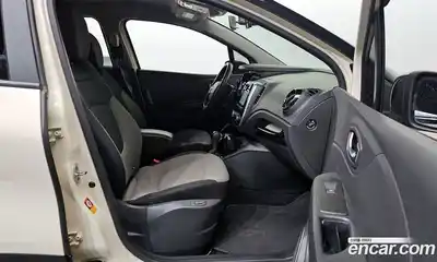 Renault QM3 2014 1.5 Автомат в Москве № 209072, миниатюра 11