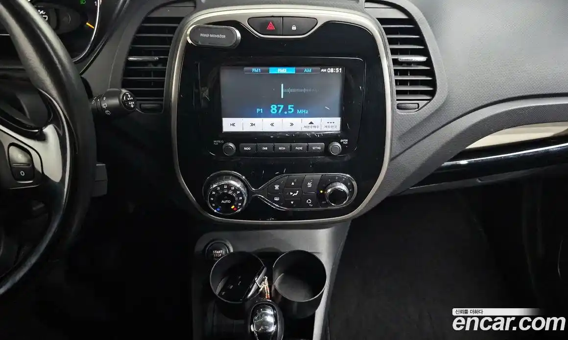 Renault QM3 2014 1.5 Автомат в Москве № 209072, фото 14