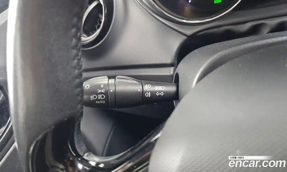 Renault QM3 2014 1.5 Автомат в Москве № 209072, фото 17