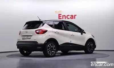 Renault QM3 2014 1.5 Автомат в Москве № 209072, миниатюра 2