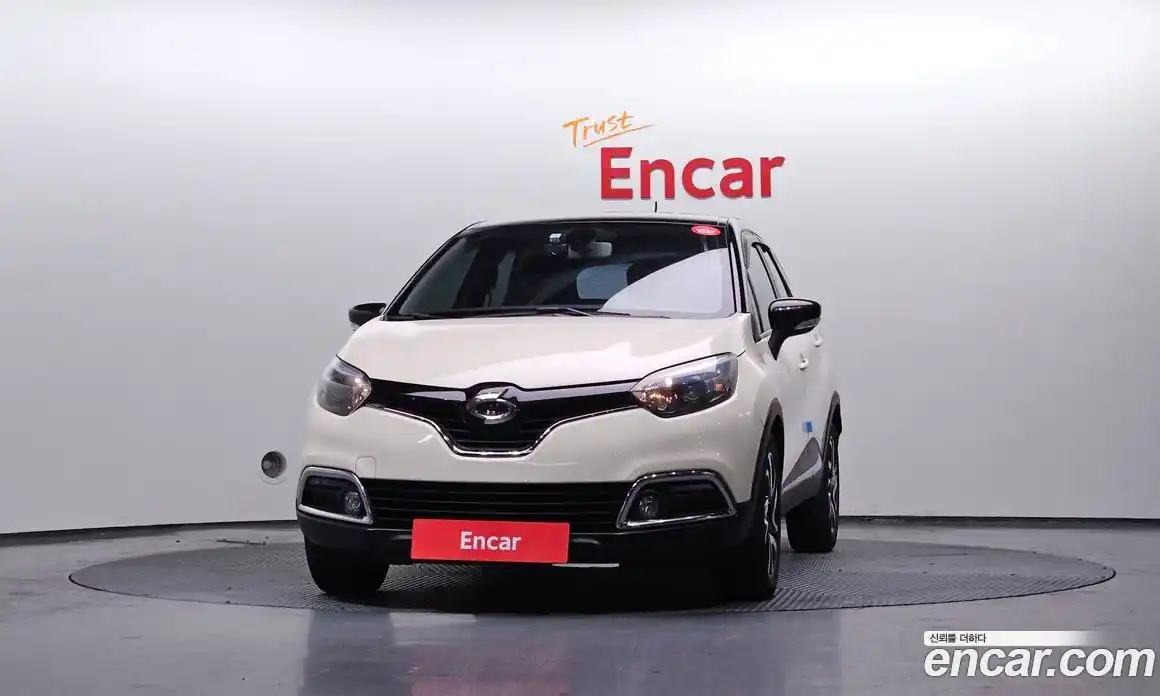 Renault QM3 2014 1.5 Автомат в Москве № 209072, фото 3