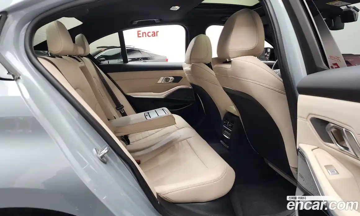 BMW 3-Series 2025 3.0 Автомат в Москве № 210185, фото 16