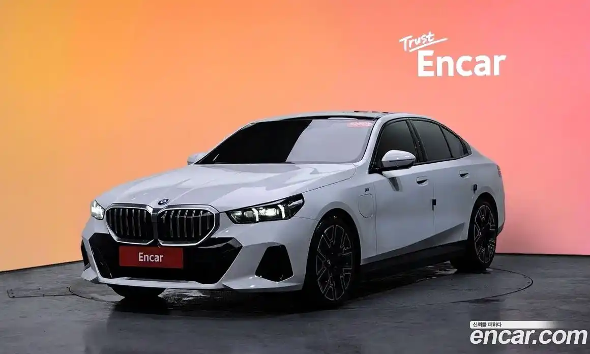 BMW 5-Series 2025 2.0 Автомат в Москве № 210429, фото 15