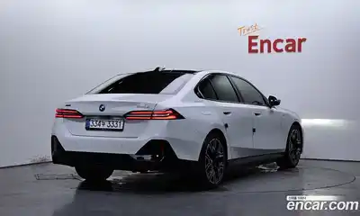 BMW 5-Series 2025 2.0 Автомат в Москве № 210429, миниатюра 2