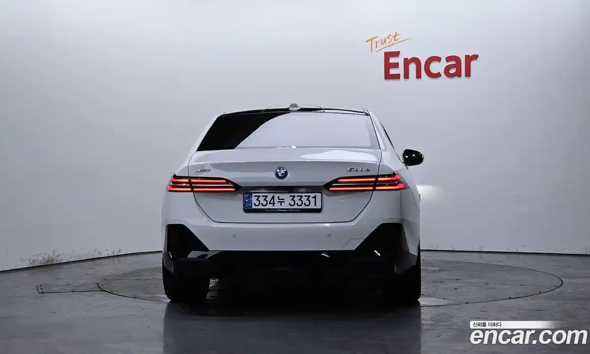 BMW 5-Series 2025 2.0 Автомат в Москве № 210429, фото 3