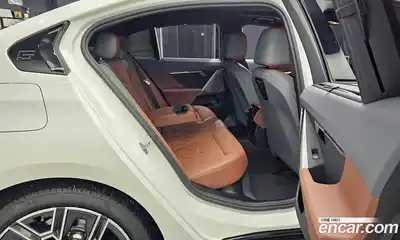 BMW 5-Series 2025 2.0 Автомат в Москве № 210429, миниатюра 9