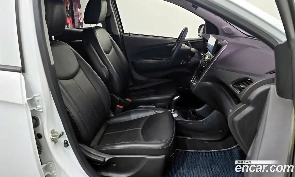 Chevrolet Spark 2016 1.0 Автомат в Москве № 2106, фото 12