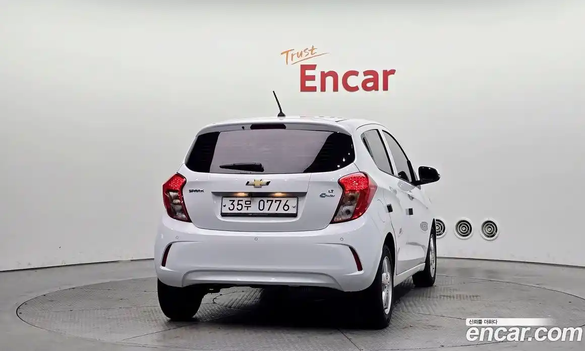 Chevrolet Spark 2016 1.0 Автомат в Москве № 2106, фото 4