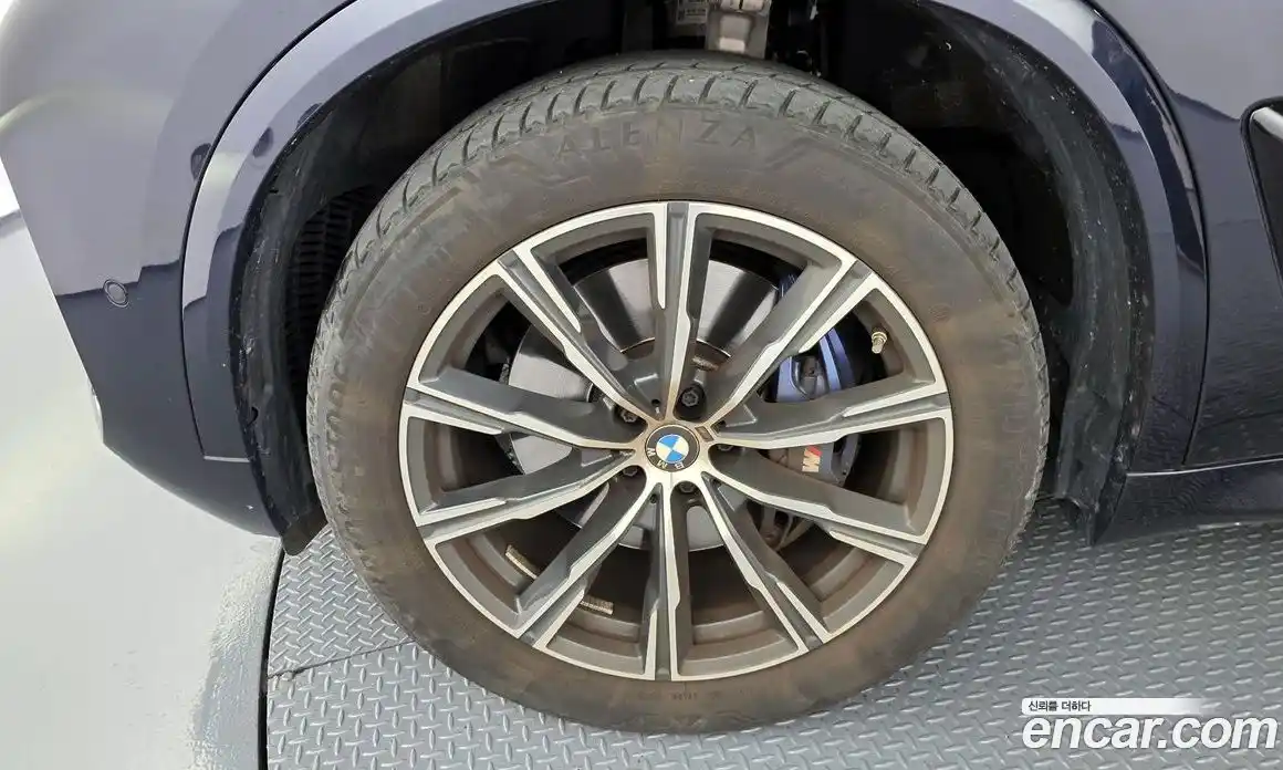 BMW X5 2024 3.0 Автомат в Москве № 210737, фото 14