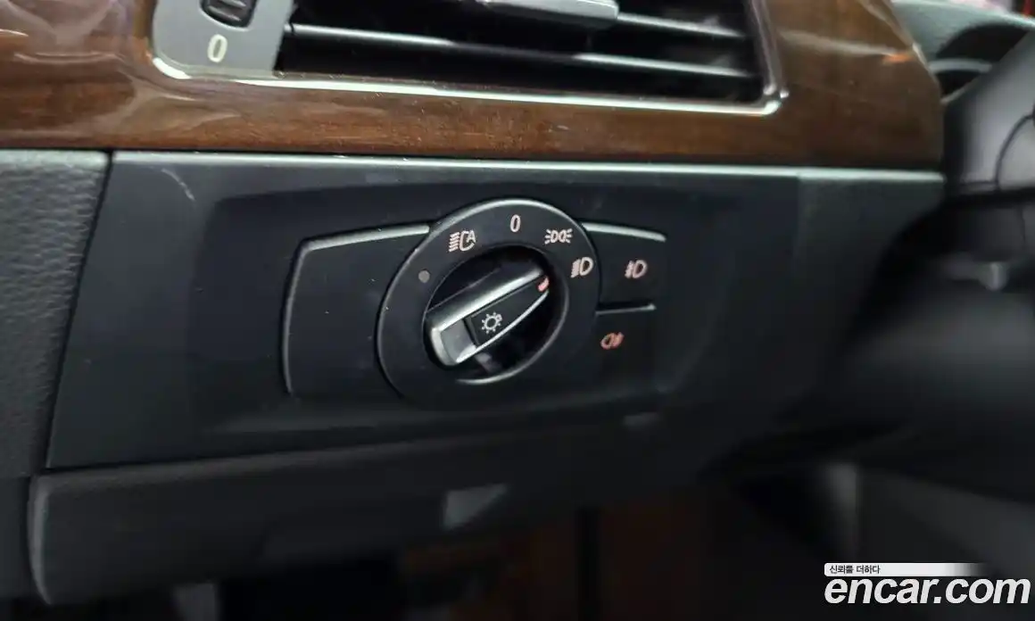 BMW 3-Series 2009 2.0 Автомат в Москве № 211615, фото 15