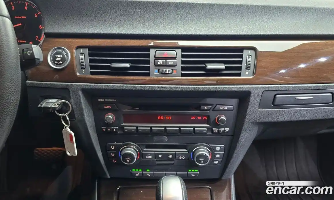 BMW 3-Series 2009 2.0 Автомат в Москве № 211615, фото 16