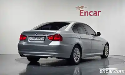 BMW 3-Series 2009 2.0 Автомат в Москве № 211615, миниатюра 2