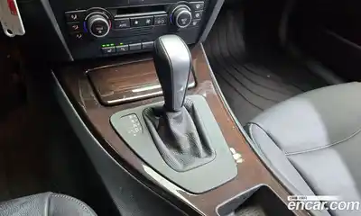 BMW 3-Series 2009 2.0 Автомат в Москве № 211615, миниатюра 9