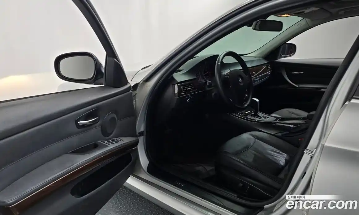 BMW 3-Series 2009 2.0 Автомат в Москве № 211615, фото 10