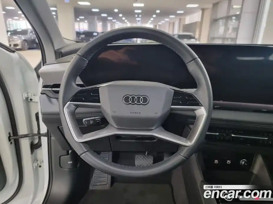 Audi Q6 e-tron 2025 0.2 Автомат в Москве № 212175, фото 13