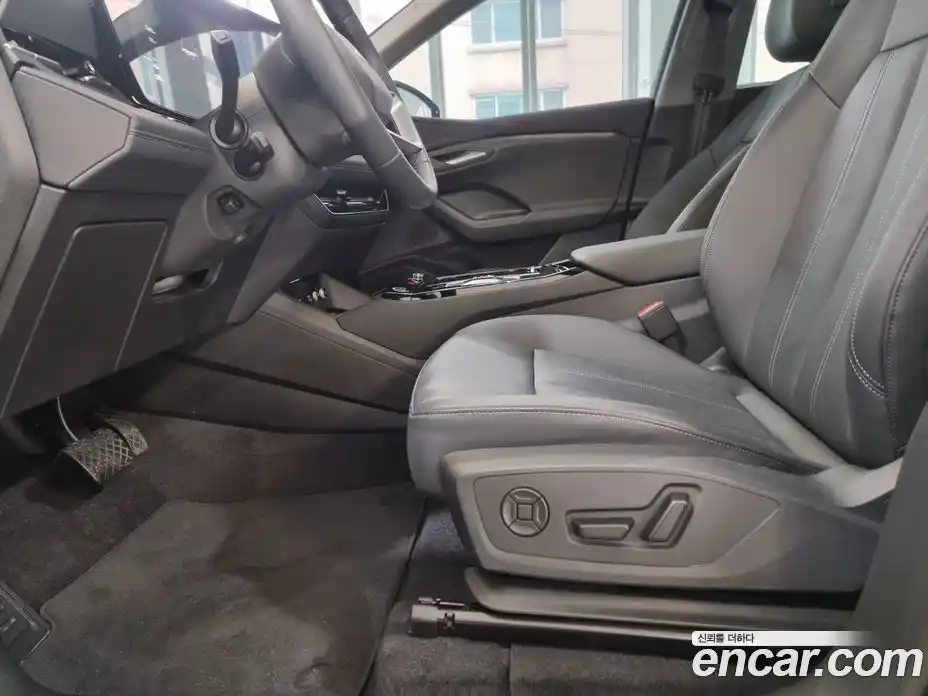 Audi Q6 e-tron 2025 0.2 Автомат в Москве № 212175, фото 20