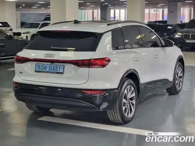 Audi Q6 e-tron 2025 0.2 Автомат в Москве № 212175, миниатюра 2