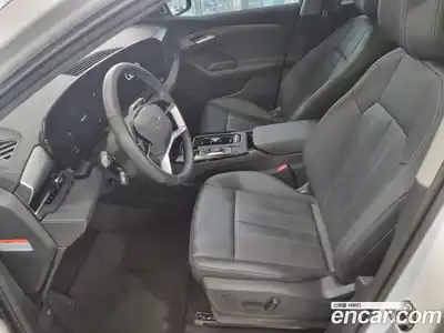 Audi Q6 e-tron 2025 0.2 Автомат в Москве № 212175, миниатюра 10
