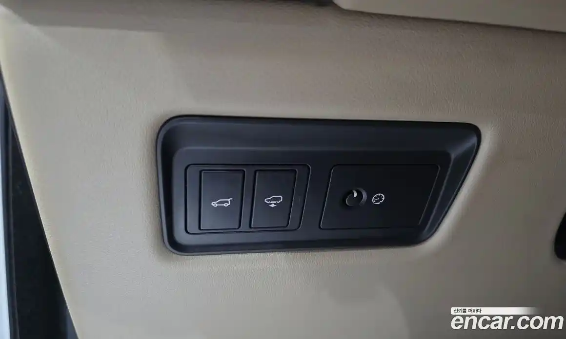 Land Rover Range-Rover 2016 4.4 Автомат в Москве № 213843, фото 16