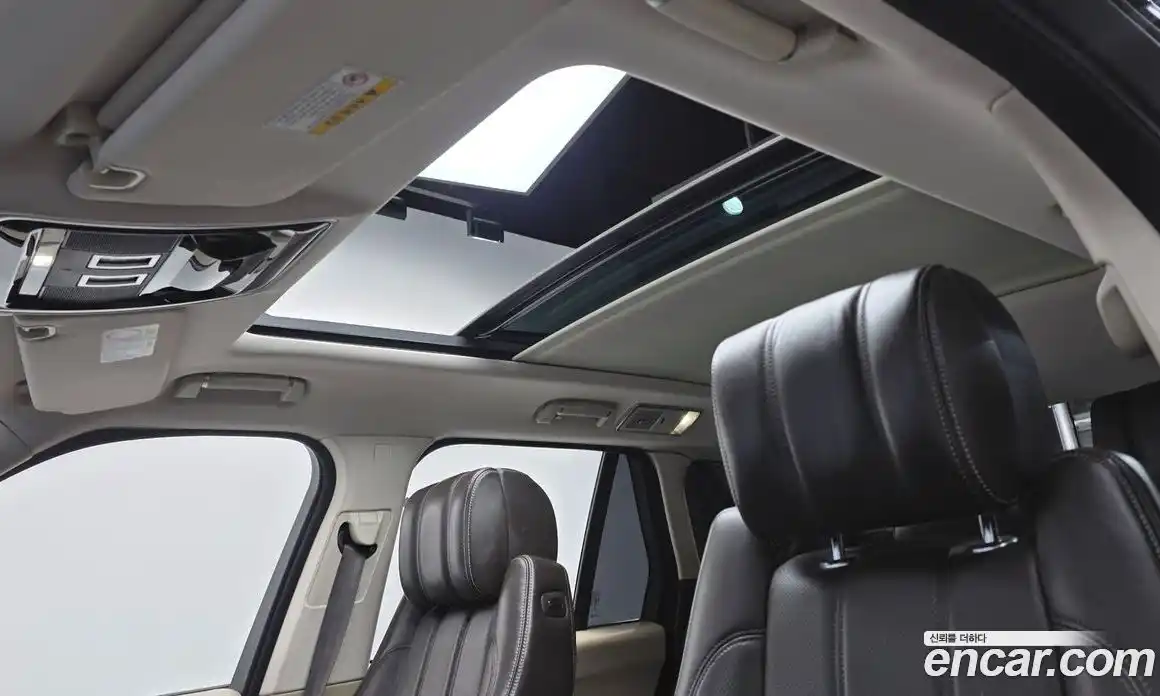 Land Rover Range-Rover 2016 4.4 Автомат в Москве № 213843, фото 19