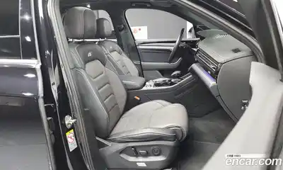 Volkswagen Touareg 2020 4.0 Автомат в Москве № 215276, миниатюра 11