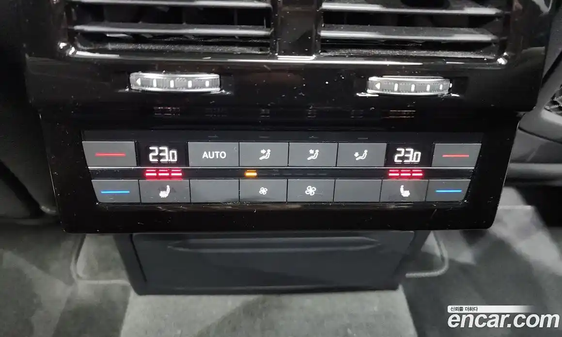 Volkswagen Touareg 2020 4.0 Автомат в Москве № 215276, фото 18