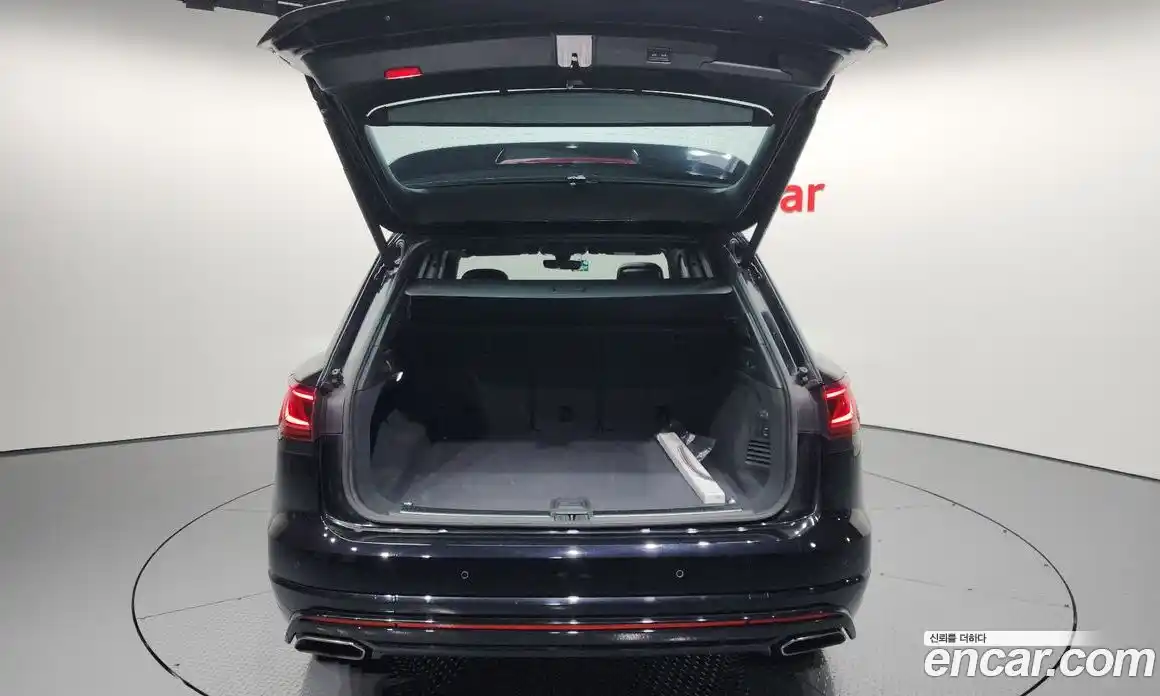 Volkswagen Touareg 2020 4.0 Автомат в Москве № 215276, фото 20