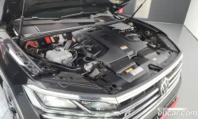 Volkswagen Touareg 2020 4.0 Автомат в Москве № 215276, миниатюра 6