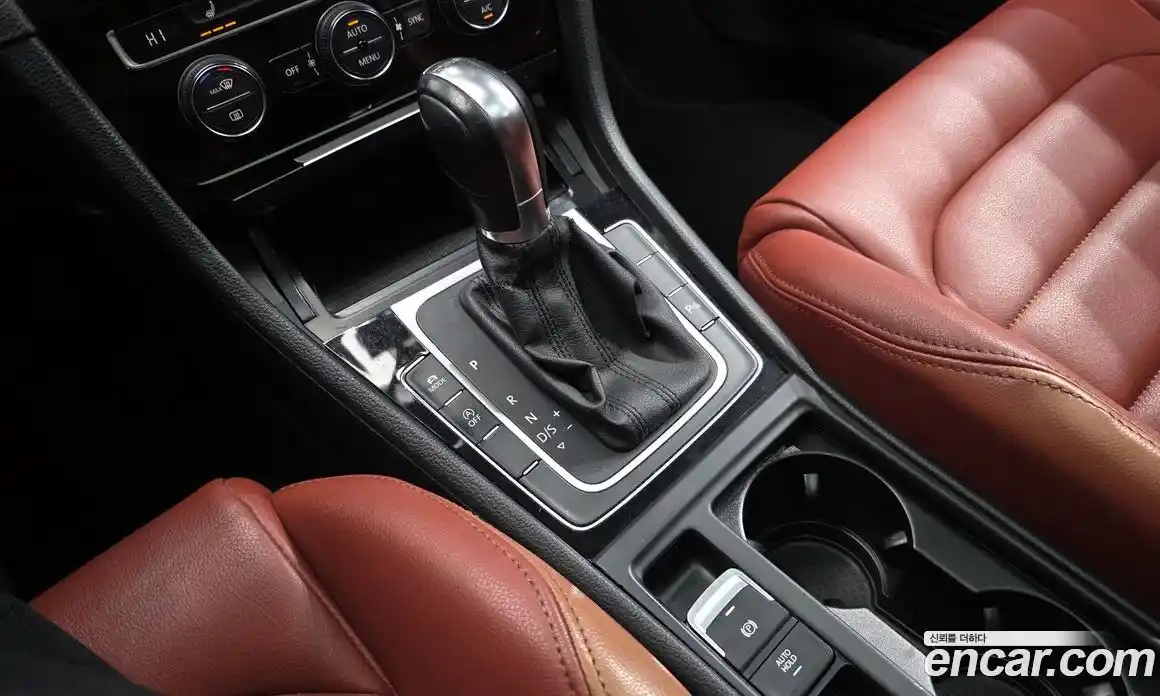 Volkswagen Golf 2015 2.0 Автомат в Москве № 215350, фото 9