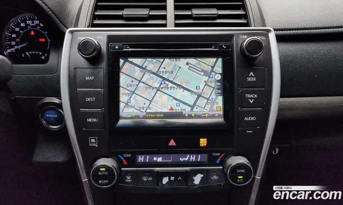 Toyota Camry 2017 2.5 Автомат в Москве № 215548, фото 3